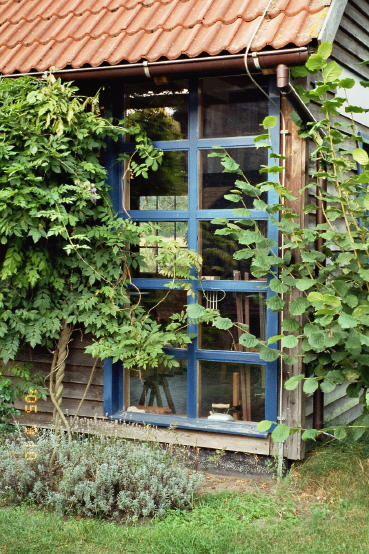 Eckfenster des Werkstattanbaus